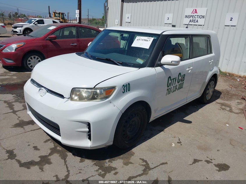 Vin: jtlze4fe2fj068536, lot: 46218549, scion xb 20152