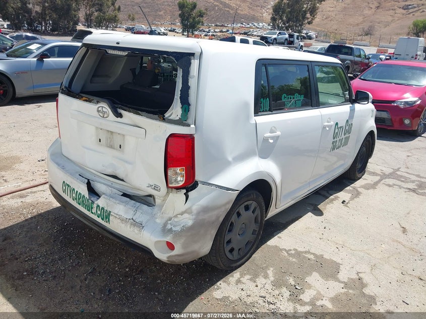 Vin: jtlze4fe2fj068536, lot: 46218549, scion xb 20154