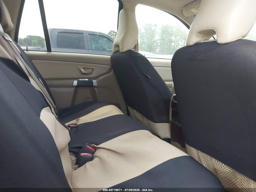 2010 VOLVO XC90 auction photo 8