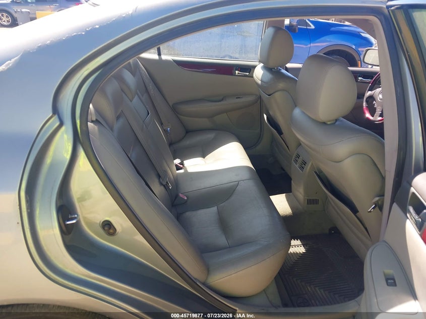 2004 LEXUS ES 330 auction photo 8