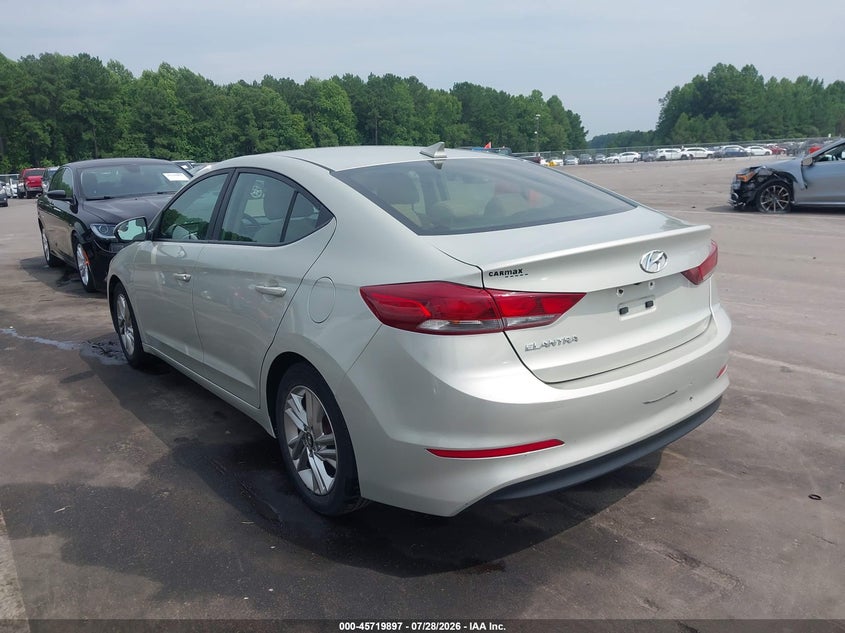 Vin: kmhd84lf5hu188208, lot: 46218579, hyundai elantra se 20173