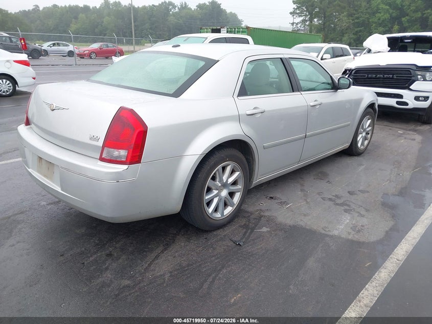 2007 CHRYSLER 300 auction photo 4
