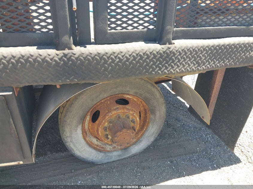 2010 FORD F-450 CHASSIS auction photo 6