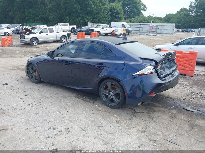LEXUS IS 300 - zdjęcie 3