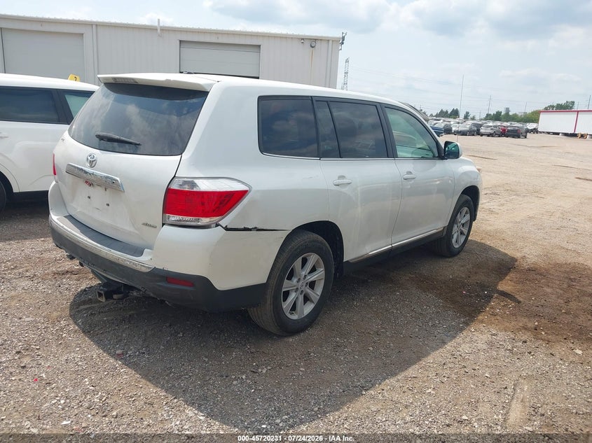 Vin: 5tdbk3eh8cs146361, lot: 46218913, toyota highlander base v6 20124