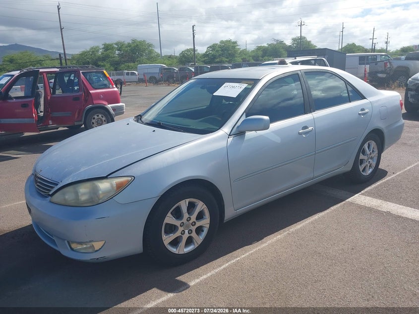 2005 Toyota Camry, Normal Wear & Tear, IAAI, VIN JTDBF30K050161143 — photo 2
