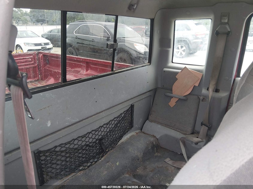 2000 MAZDA B3000 auction photo 8