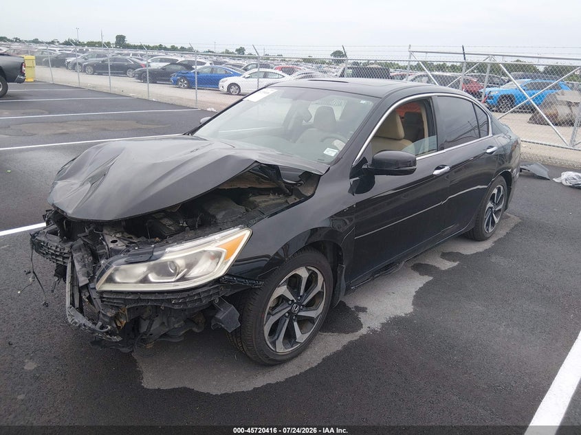 2017 HONDA ACCORD auction photo 2