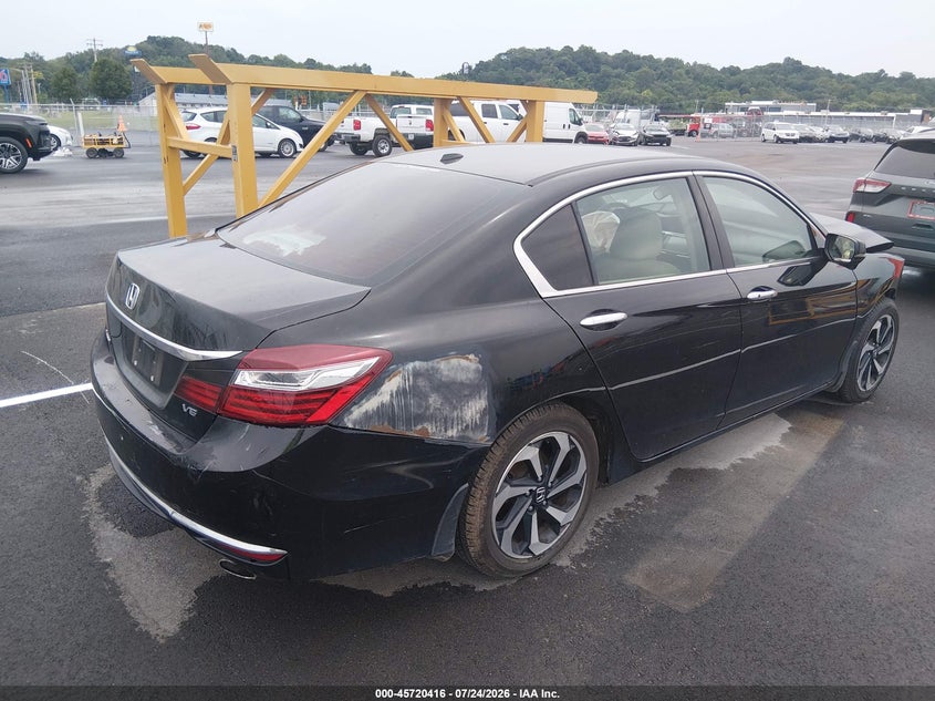 2017 HONDA ACCORD auction photo 4