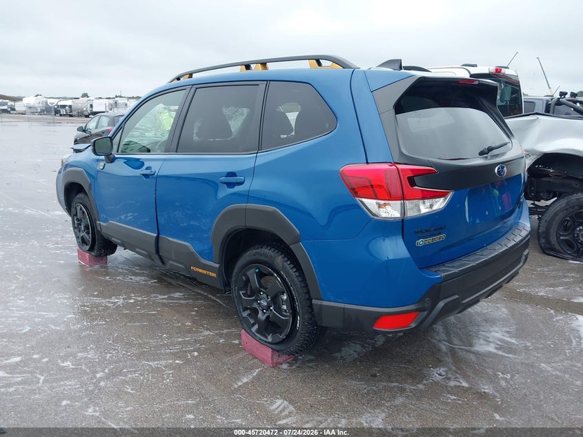2025 SUBARU FORESTER auction photo 3