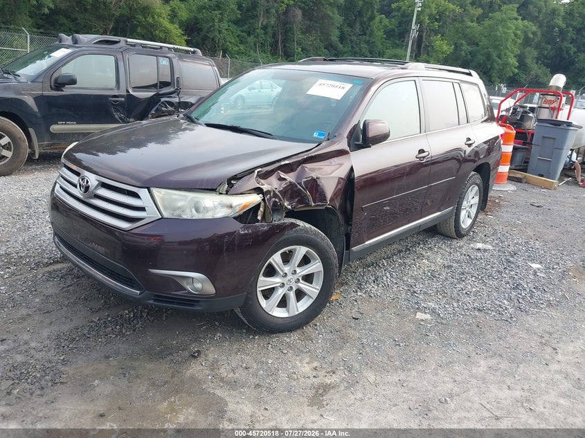 Vin: 5tdbk3eh7cs171672, lot: 46219200, toyota highlander base v6 20122