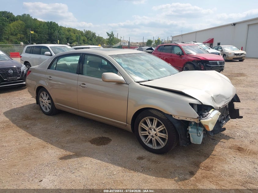 2005 TOYOTA AVALON — zdjęcie z aukcji