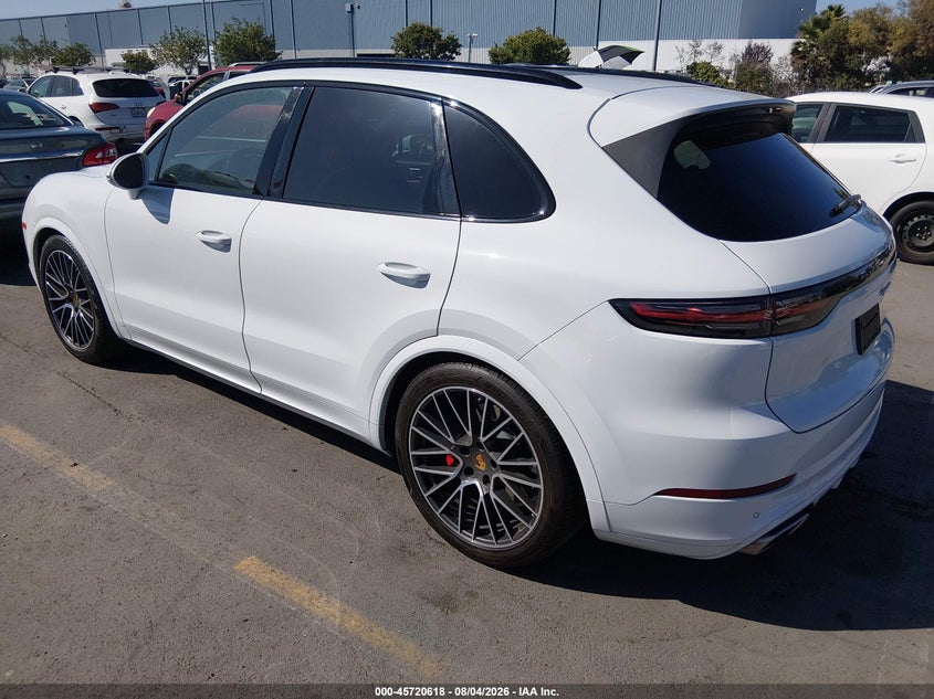 2019 PORSCHE CAYENNE auction photo 3