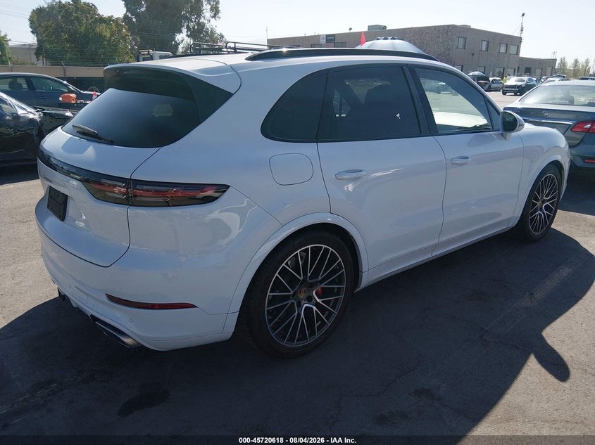 2019 PORSCHE CAYENNE auction photo 4
