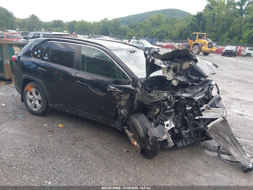 Vin: 2t3p1rfv5mc245236, lot: 46219302, toyota rav4 xle 2021 img_1