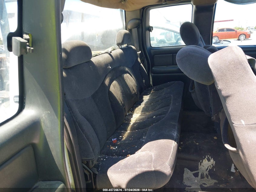 2001 GMC SIERRA 1500 auction photo 8