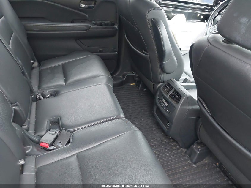 2020 HONDA PILOT auction photo 8