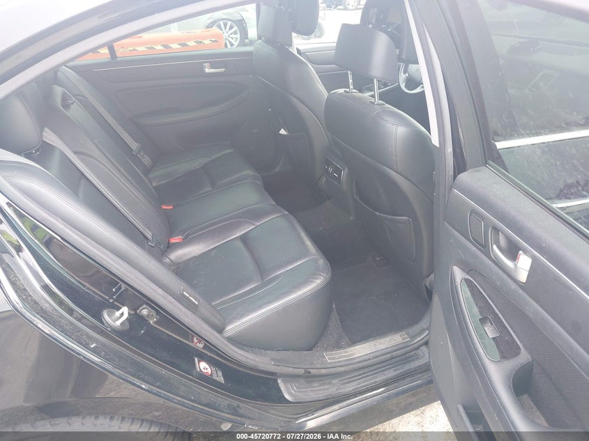HYUNDAI GENESIS 2012 VIN KMHGC4DD1CU194427