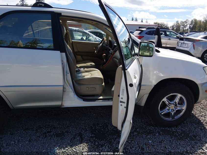 2002 LEXUS RX 300 auction photo 5
