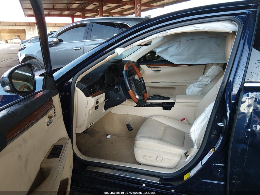 2015 LEXUS ES 300H auction photo 5
