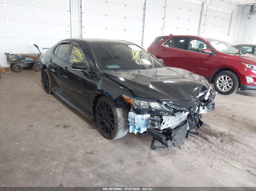 TOYOTA CAMRY - zdjęcie 6