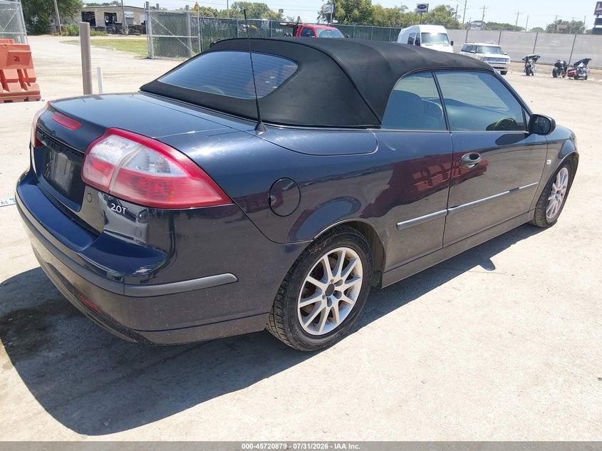 2004 SAAB 9-3 auction photo 4