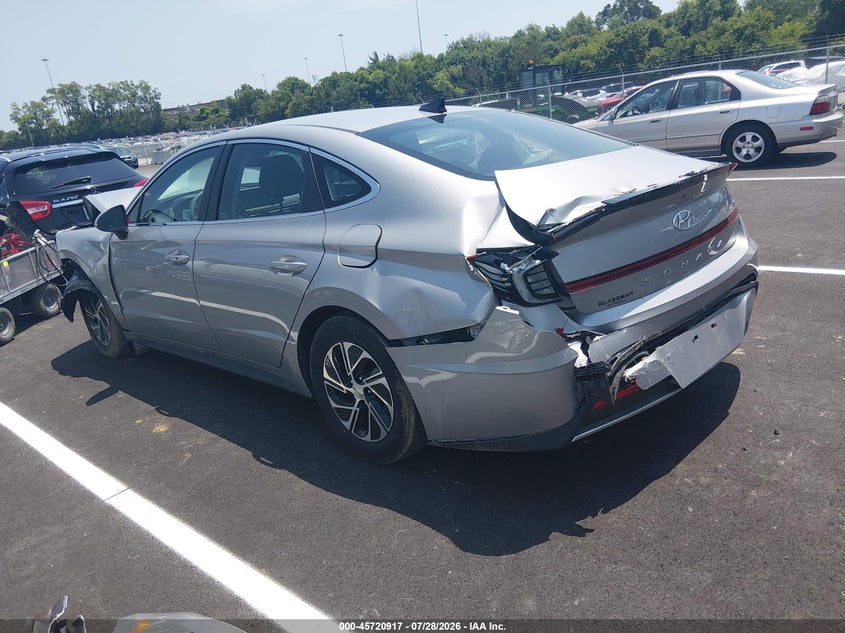 2023 HYUNDAI SONATA HYBRID auction photo 3