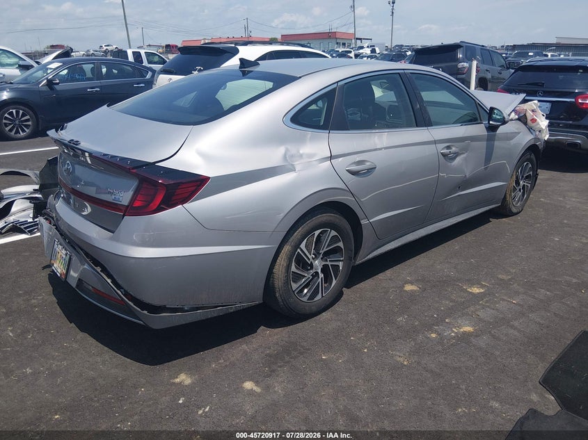 2023 HYUNDAI SONATA HYBRID auction photo 4