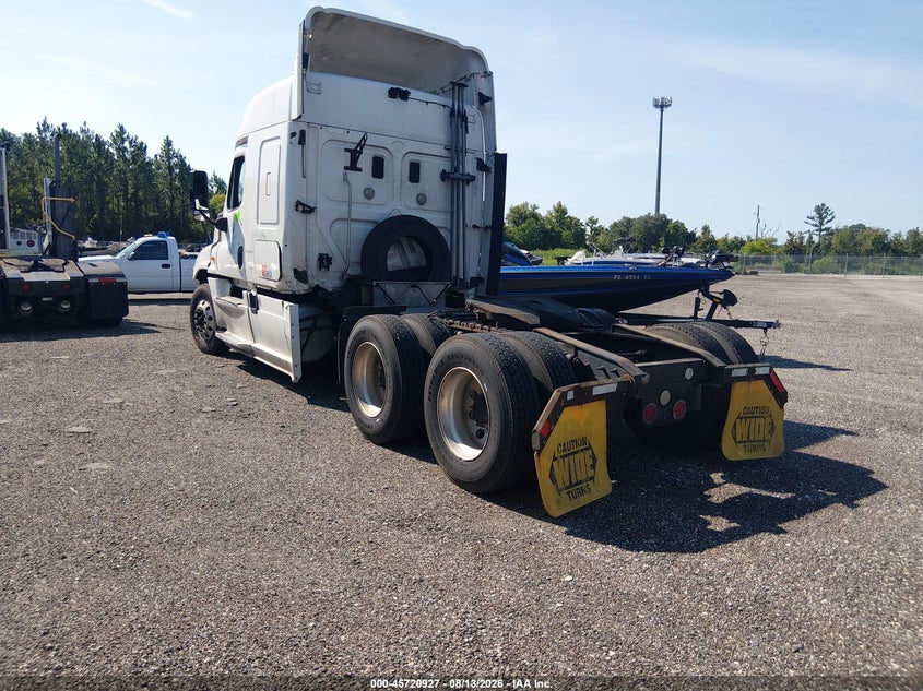 2015 OTHER FREIGHTLINER CASCADIA 125 TRUCK N/A