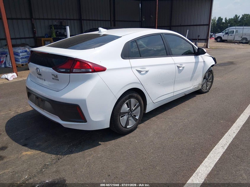 Vin: kmhc65lcxnu275482, lot: 46219728, hyundai ioniq hybrid blue 20224