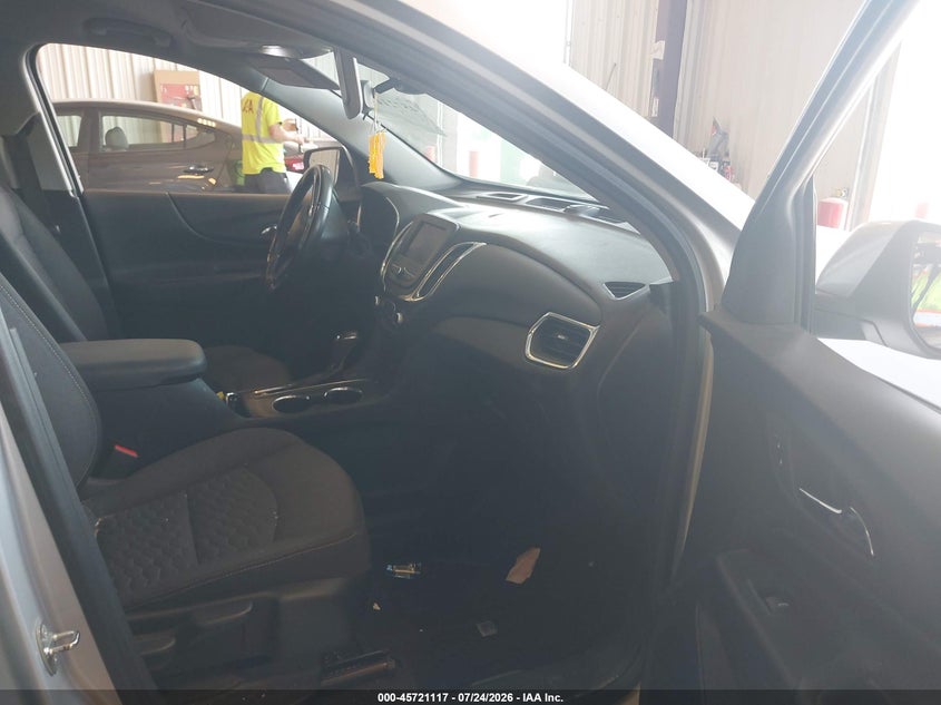 2020 CHEVROLET EQUINOX auction photo 5
