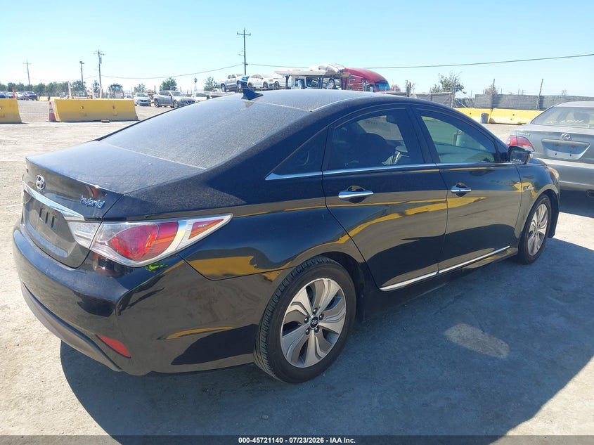 2013 HYUNDAI SONATA HYBRID auction photo 4