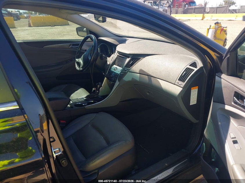 2013 HYUNDAI SONATA HYBRID auction photo 5
