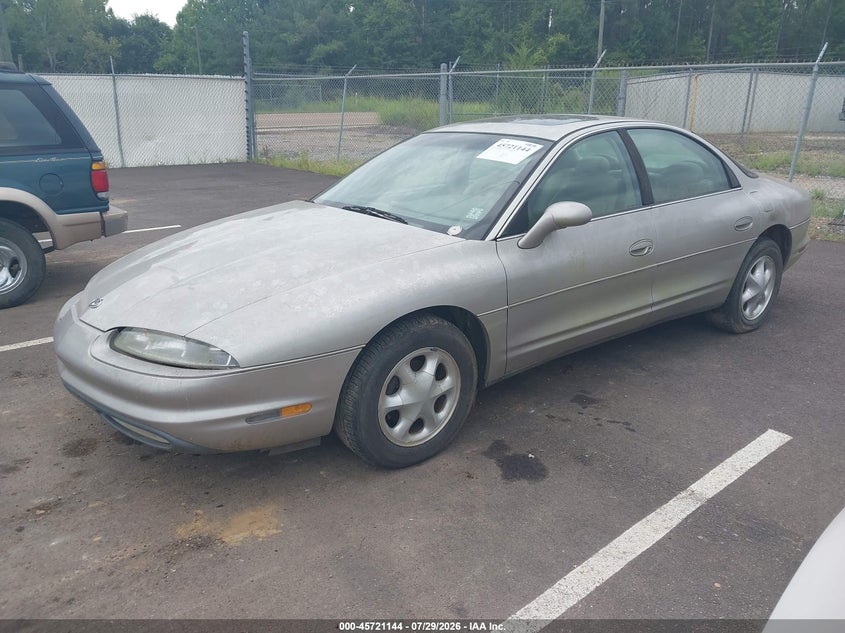 1996 OLDSMOBILE AURORA auction photo 2