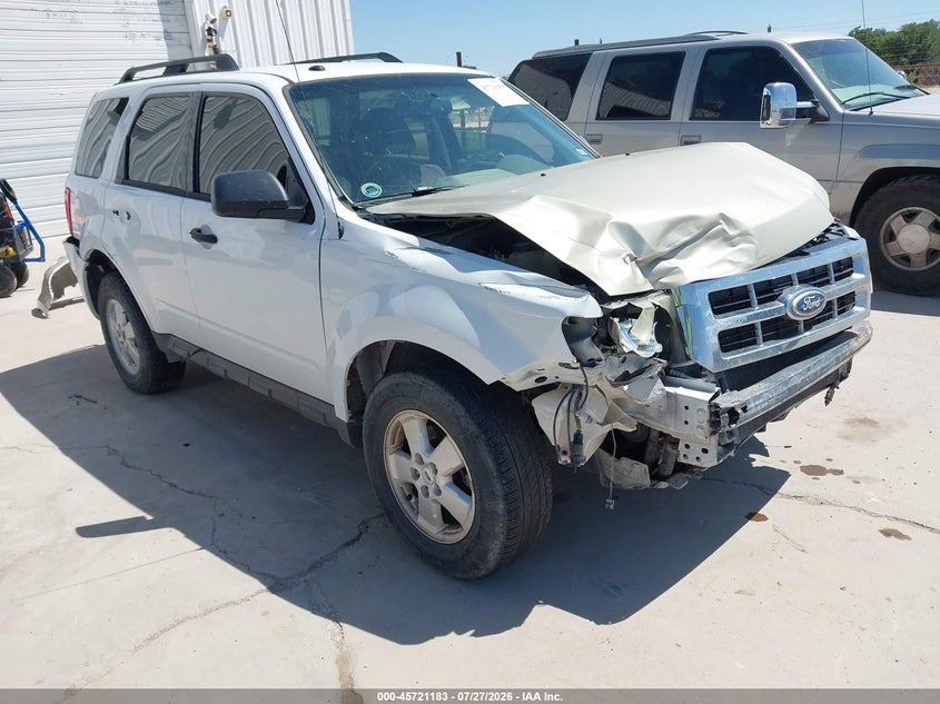 Vin: 1fmcu9d78bkb26462, lot: 46219865, ford escape xlt 2011 img_1