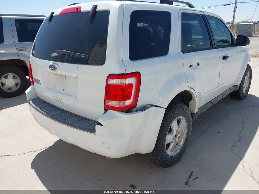 Vin: 1fmcu9d78bkb26462, lot: 46219865, ford escape xlt 20114
