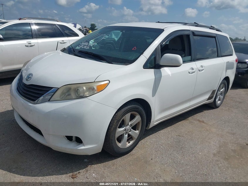 Vin: 5tdkk3dcxcs245592, lot: 46219903, toyota sienna le v6 8 passenger 20122