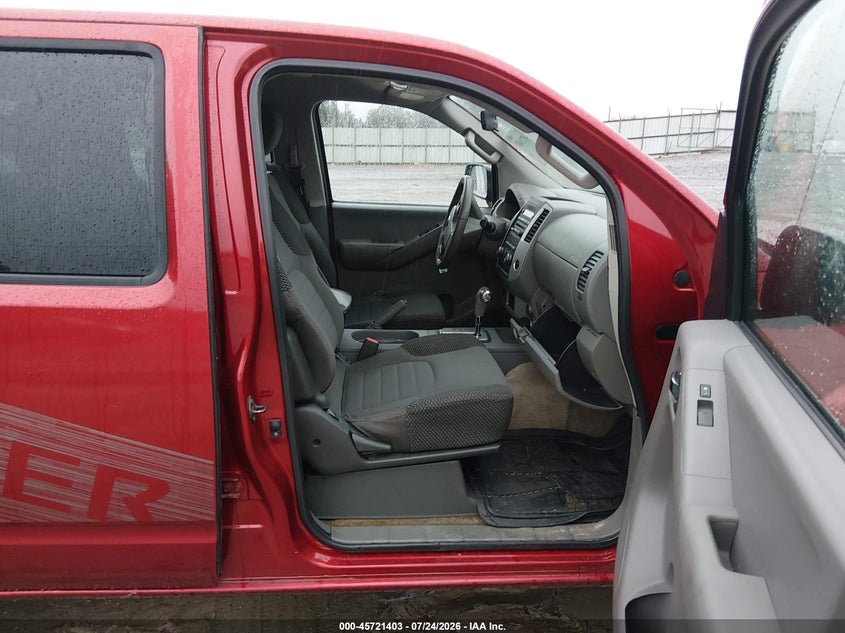 2012 NISSAN FRONTIER auction photo 5
