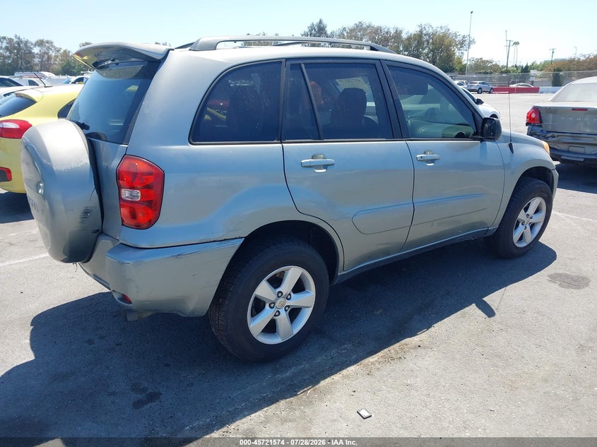 2005 TOYOTA RAV4 auction photo 4