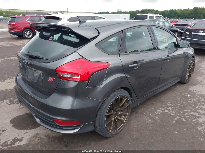 Vin: 1fadp3l92fl251950, lot: 46220311, ford focus st 20154