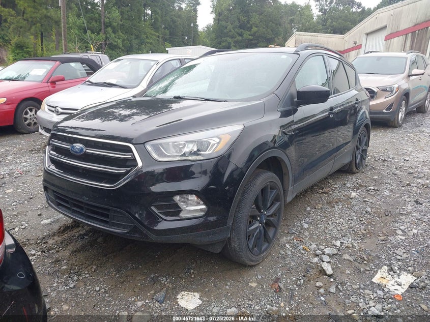 2019 FORD ESCAPE auction photo 2