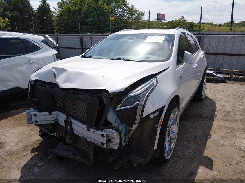 2022 CADILLAC XT5 auction photo 2