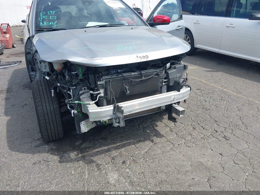 2023 JEEP COMPASS auction photo 6