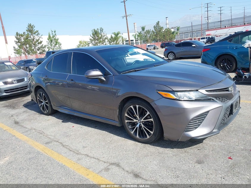 Vin: 4t1b11hk5ju540340, lot: 46220343, toyota camry l/le/xle/se/xse 2018 img_1