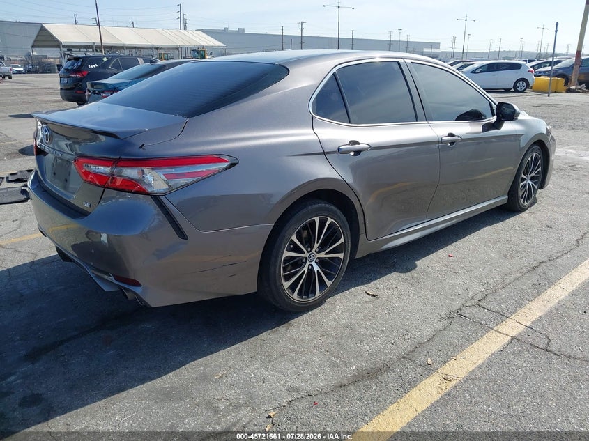 Vin: 4t1b11hk5ju540340, lot: 46220343, toyota camry l/le/xle/se/xse 20184