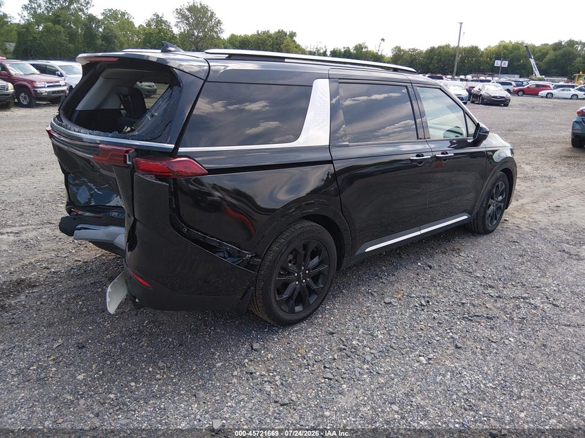 2024 KIA CARNIVAL MPV auction photo 4