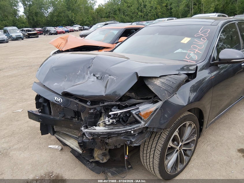2019 KIA CADENZA auction photo 6