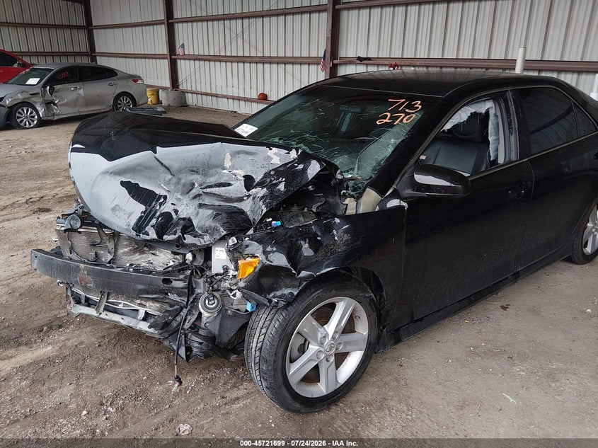 2012 TOYOTA CAMRY auction photo 6