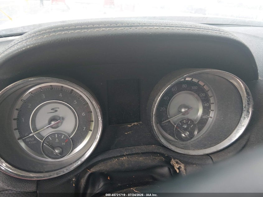 2013 CHRYSLER 300 auction photo 7