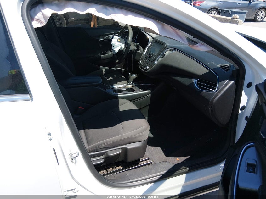2018 CHEVROLET MALIBU auction photo 5